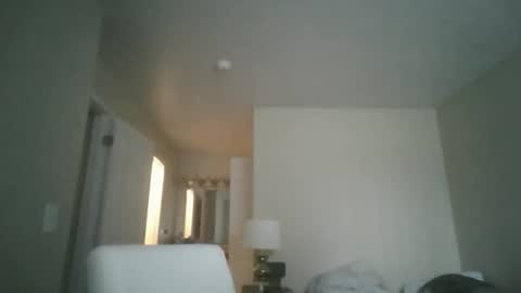 thickwhiteload online show from April 25, 2026, 3:53 pm