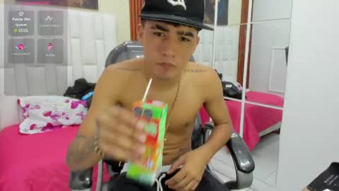  THIAGO COLLINS  online show from March 20, 2026, 10:58 pm