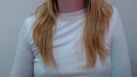 sara online show from October 17, 2025, 2:37 am