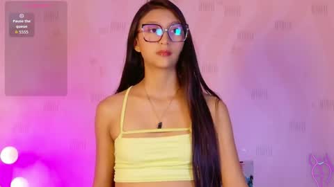 Eva  online show from April 11, 2026, 1:15 pm