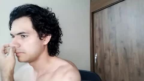 thisisnik online show from November 2, 2025, 10:01 pm