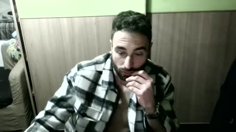 Thomas online show from January 17, 2025, 8:11 pm