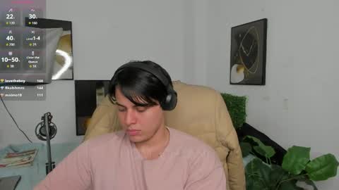 Snapshot of thom_ohtani chatting on June 9, 2026, 6:58 am thom_ohtani online show from June 9, 2026, 6:58 am