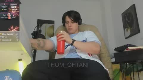 Snapshot of thom_ohtani chatting on July 6, 2026, 8:55 pm thom_ohtani online show from July 6, 2026, 8:55 pm