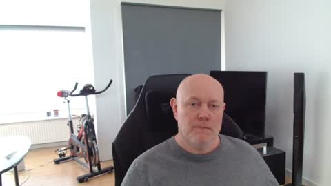thomas315627 online show from June 14, 2026, 1:46 pm