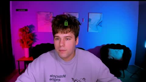 thomas_crow online show from April 2, 2026, 8:56 am