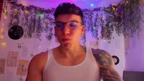 Thomas Grey online show from February 11, 2025, 10:18 pm