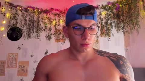 Thomas Grey online show from February 21, 2025, 1:00 am