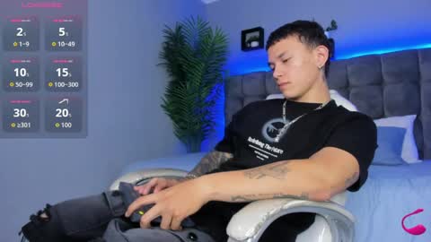 Snapshot of thomas_moon_ chatting on March 30, 2026, 2:29 pm Thomas online show from March 30, 2026, 2:29 pm