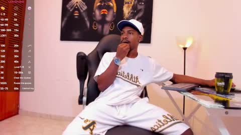 Thomas online show from December 3, 2024, 3:30 am