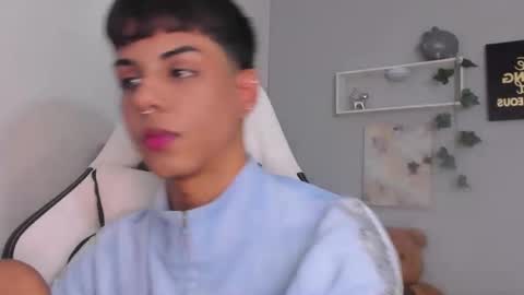 Thomas online show from November 15, 2025, 3:26 am