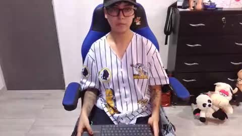 VALERIA online show from November 30, 2025, 7:40 pm