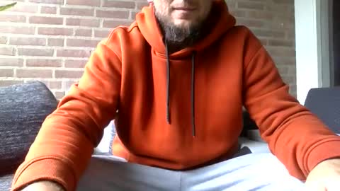 thomasonnl online show from September 21, 2025, 1:35 pm