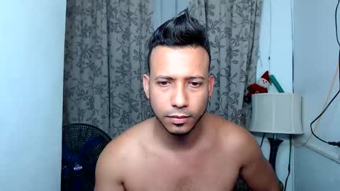 Snapshot of thommerxxx chatting on January 9, 2026, 9:12 am Thom online show from January 9, 2026, 9:12 am