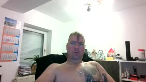 thomsen1478 online show from June 19, 2026, 7:34 am