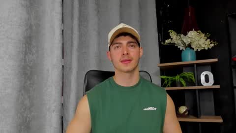 Snapshot of thomylov chatting on February 10, 2025, 11:13 pm thomylov online show from February 10, 2025, 11:13 pm