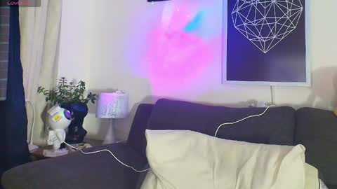 thomylov online show from April 11, 2026, 1:54 am