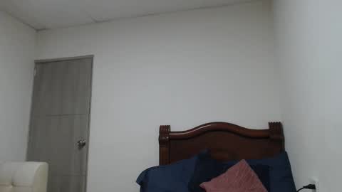 thonyy online show from November 2, 2025, 12:57 am