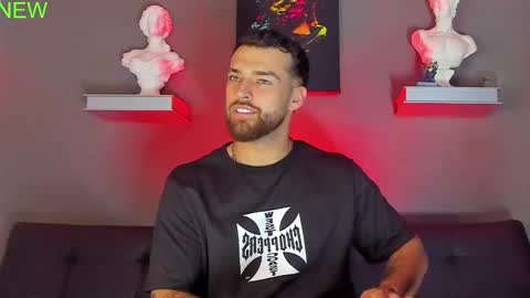 thor_evans online show from December 4, 2025, 11:24 pm