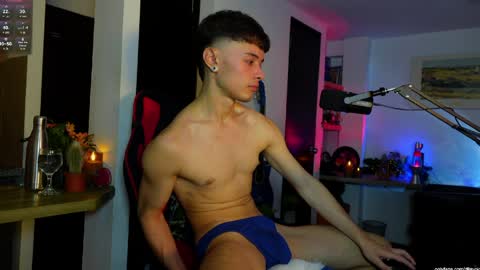   L e a n d e r   25OFF ON MY OF online show from April 4, 2026, 2:21 am