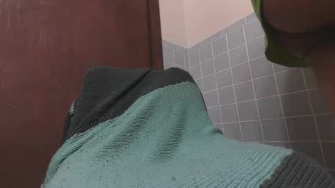 throbbingloads online show from December 3, 2024, 6:48 am