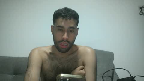 Snapshot of throwawayyourgun chatting on February 14, 2025, 10:36 pm Luka online show from February 14, 2025, 10:36 pm