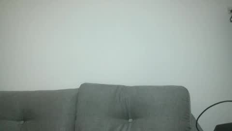 Snapshot of throwawayyourgun chatting on February 17, 2025, 7:10 pm Luka online show from February 17, 2025, 7:10 pm