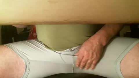 Snapshot of thumperdlj chatting on April 16, 2026, 12:50 pm Thumper online show from April 16, 2026, 12:50 pm