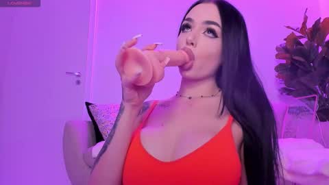 tiabelle online show from October 2, 2025, 6:04 pm