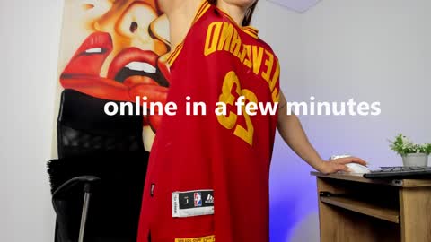 Snapshot of tiago_hannah chatting on December 11, 2024, 10:03 am carolina online show from December 11, 2024, 10:03 am