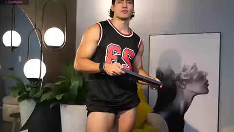 Tian Brooks online show from September 19, 2025, 9:26 pm