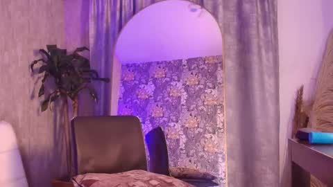   online show from June 8, 2026, 3:40 am