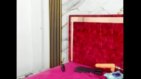 tiana_hots online show from May 2, 2026, 5:34 am