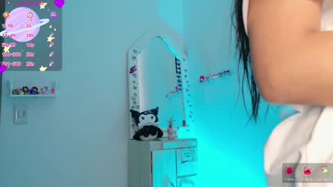 Tiana Le online show from November 11, 2025, 10:43 pm