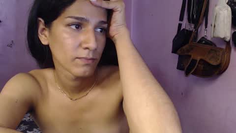 Snapshot of tianiiss_sweet chatting on November 13, 2025, 8:30 pm Tiana online show from November 13, 2025, 8:30 pm