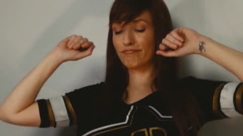 Snapshot of tiannarae chatting on February 17, 2025, 3:15 am TIANNA online show from February 17, 2025, 3:15 am