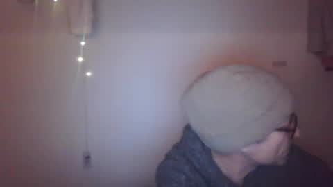 tiddles12345 online show from December 17, 2025, 12:16 am