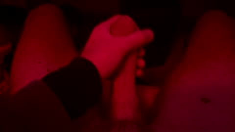 tieniduro19 online show from December 1, 2025, 2:49 am