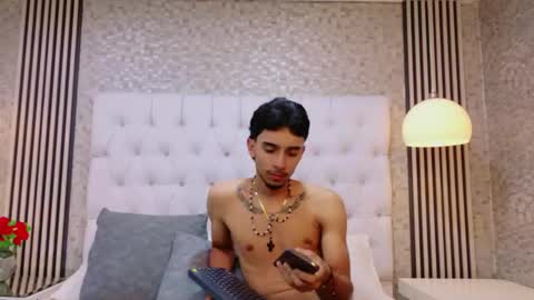 Ethan and Tifanny online show from March 4, 2026, 3:12 am