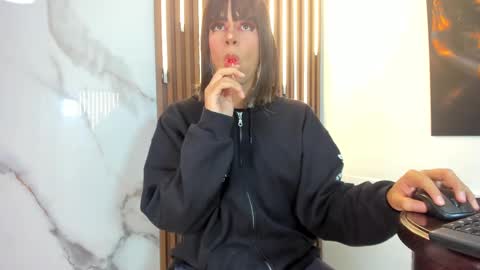 Snapshot of tiff_valentine chatting on February 23, 2025, 5:23 am Tiffany online show from February 23, 2025, 5:23 am