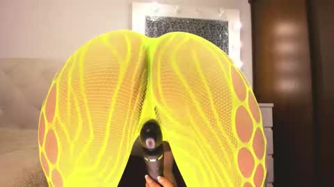 Snapshot of tiffanny_quinn chatting on September 20, 2025, 4:02 am Tiff online show from September 20, 2025, 4:02 am