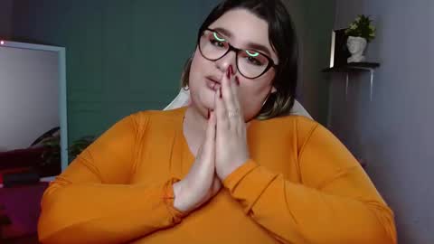 dont forget ask for custom vids  online show from December 6, 2024, 6:59 am