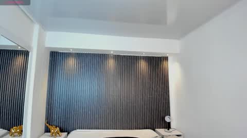 Snapshot of tiffanyhoustton chatting on February 11, 2026, 11:48 am tiffanyhoustton online show from February 11, 2026, 11:48 am