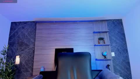 Snapshot of tiffanyhoustton chatting on February 19, 2026, 11:28 am tiffanyhoustton online show from February 19, 2026, 11:28 am