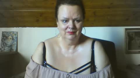 TiffanyMature online show from March 17, 2026, 8:17 am