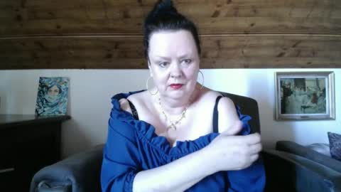 Snapshot of tiffanymature chatting on May 2, 2026, 2:55 pm TiffanyMature online show from May 2, 2026, 2:55 pm