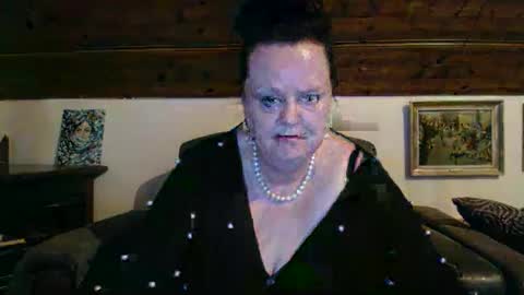 Snapshot of tiffanymature chatting on May 14, 2026, 6:26 pm TiffanyMature online show from May 14, 2026, 6:26 pm
