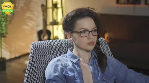 tiffanyriox online show from March 27, 2026, 12:49 am