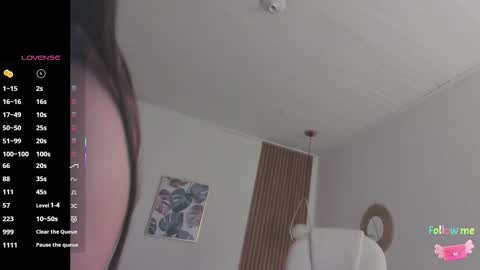 Tiffany online show from November 13, 2025, 12:15 pm