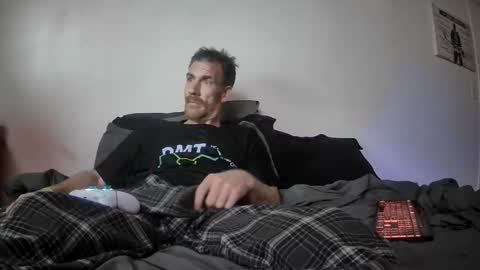 Snapshot of tiggity19 chatting on June 2, 2026, 3:52 am Tiggity23 come stroke my 9 cock with ne online show from June 2, 2026, 3:52 am